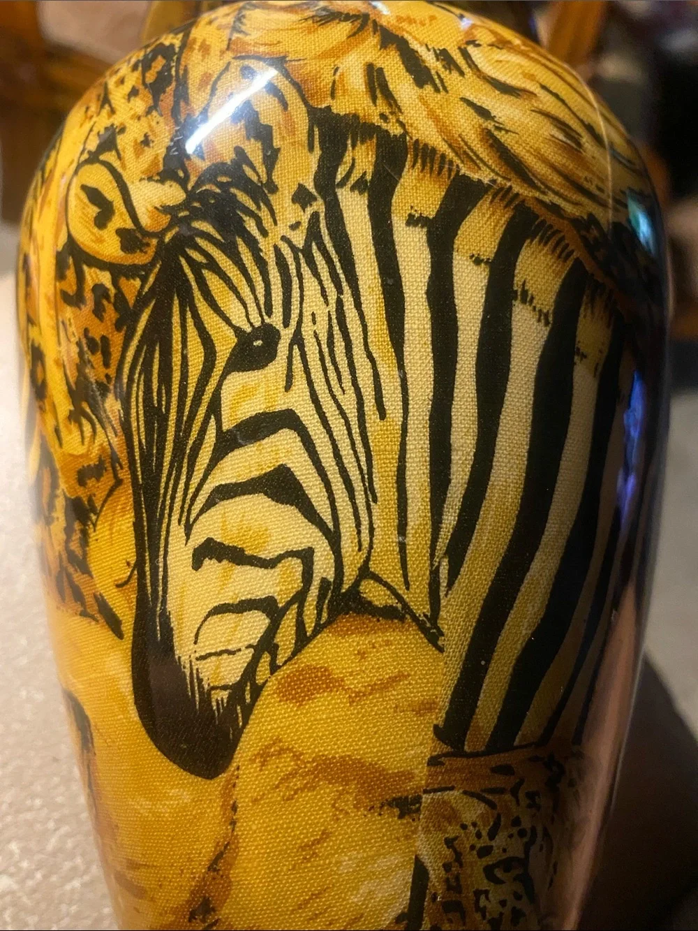Vintage Safari Decorative Vase: African Jungle Patchwork Ceramic Decor - Picture 9 of 12